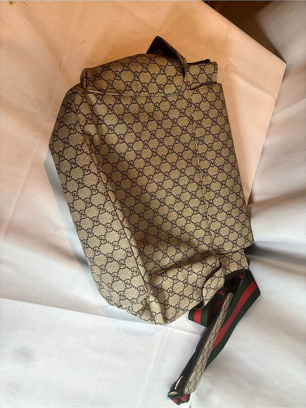 Gucci GG Supreme Flap Messenger Bag Brown & Red